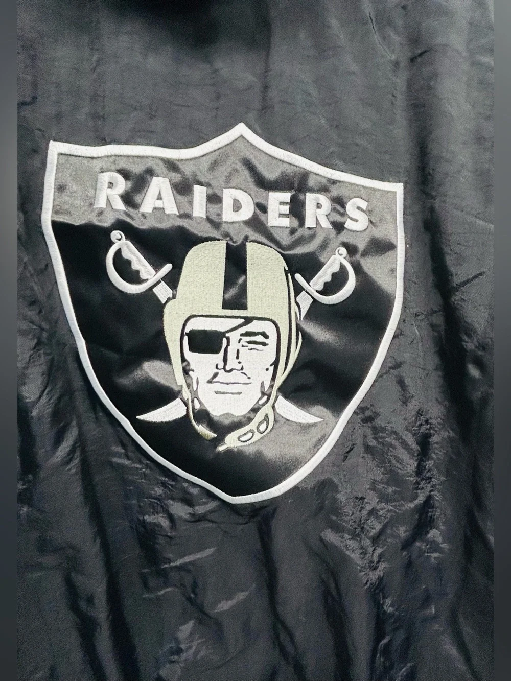 Vintage 90s Starter Oakland Raiders NFL Puffer Jacket Pullover Pouch Black